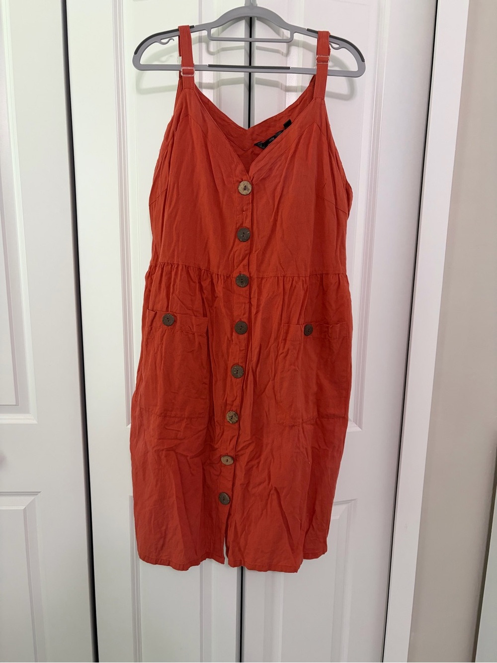 Coral colored Summer Maxi Dress
Mlle Gabrielle